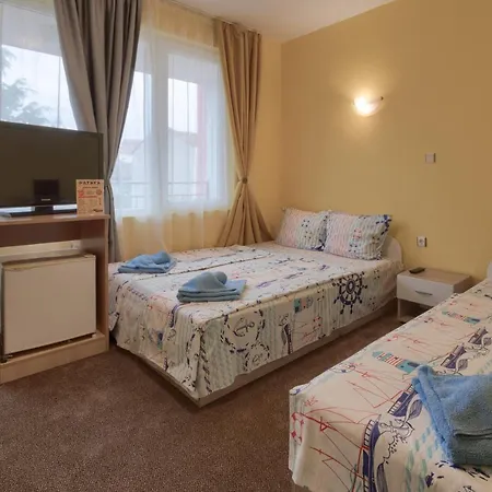 Kazlarov Gasthuis Kiten (Burgas)