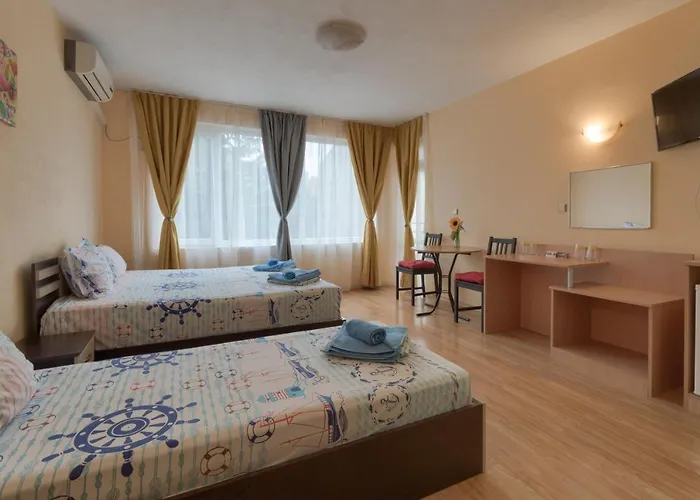 Casa de hóspedes Kazlarov *