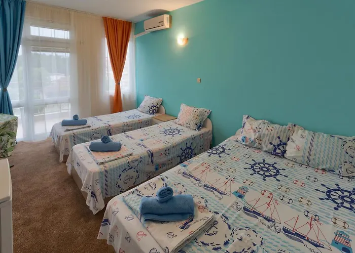 Kazlarov * Kiten (Burgas)