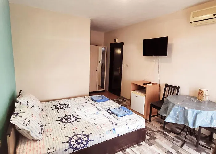 Kazlarov * Kiten (Burgas)